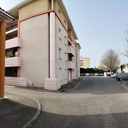 Grand T3 Avec Clim, Parking Et Terrasse Privative - Agen Lägenhet Exteriör bild
