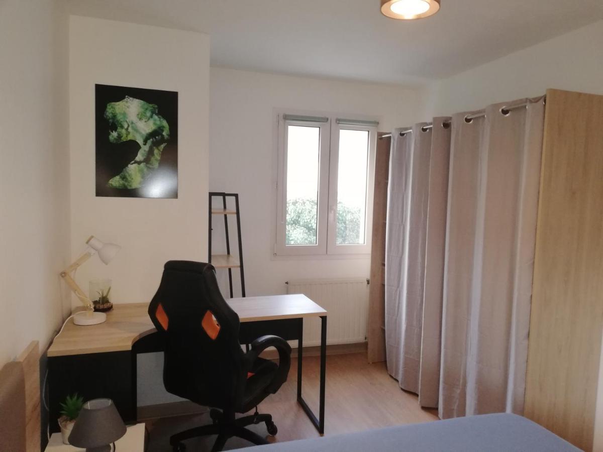 Grand T3 Avec Clim, Parking Et Terrasse Privative - Agen Lägenhet Exteriör bild